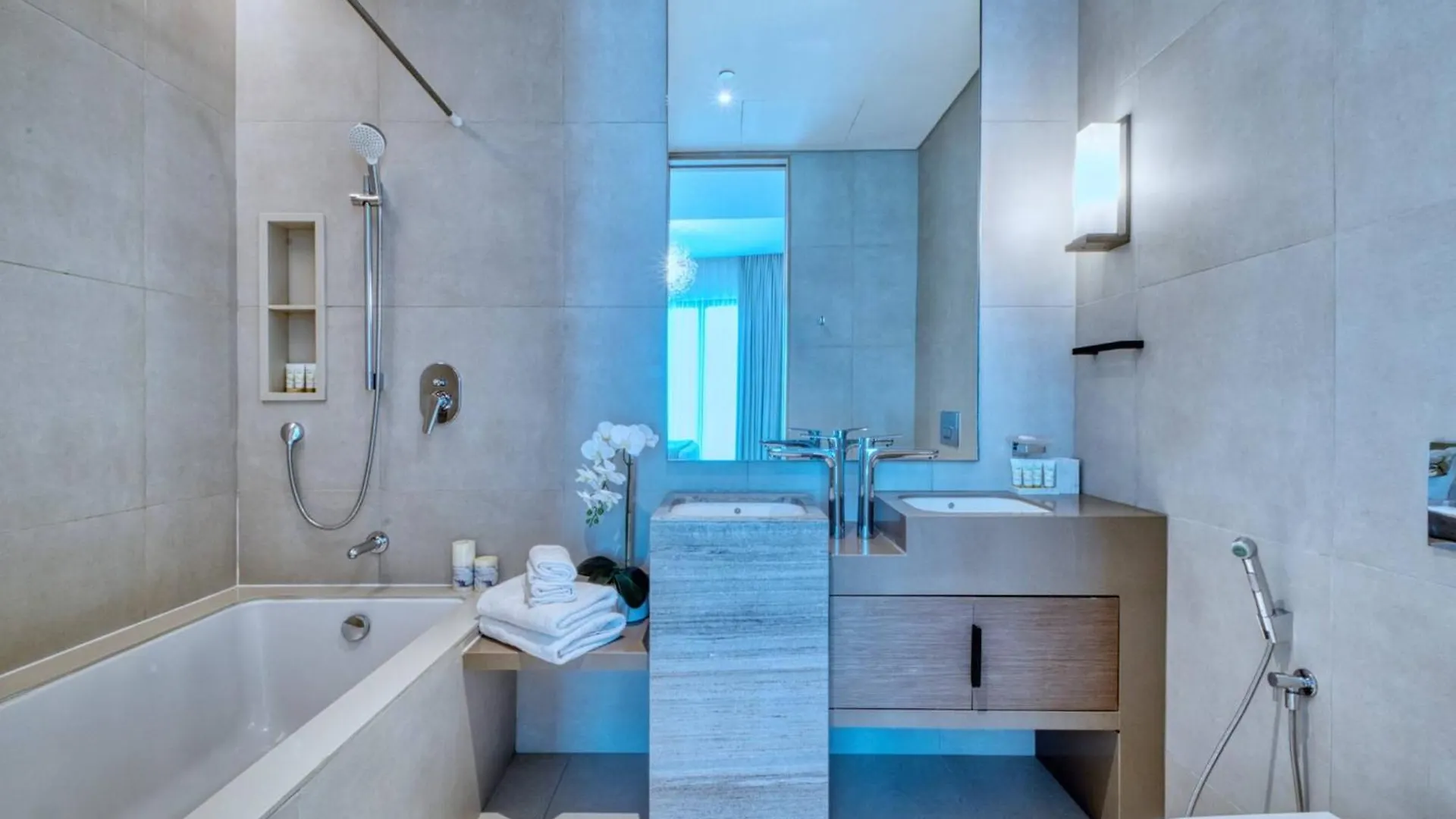 Your Home - Marina View W Private Beach In Address Dubai